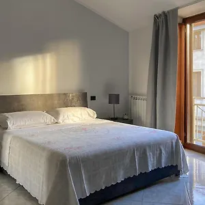 Luxury Centro , Càbras Italie